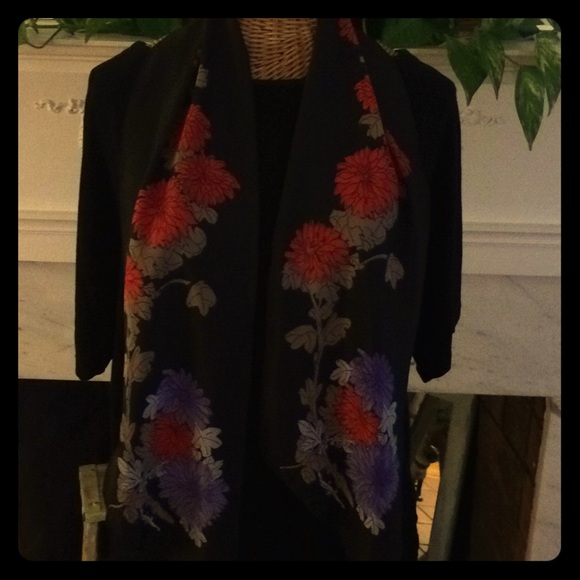 Vintage Veresa by Vera Black Floral Scarf - Picture 3 of 7